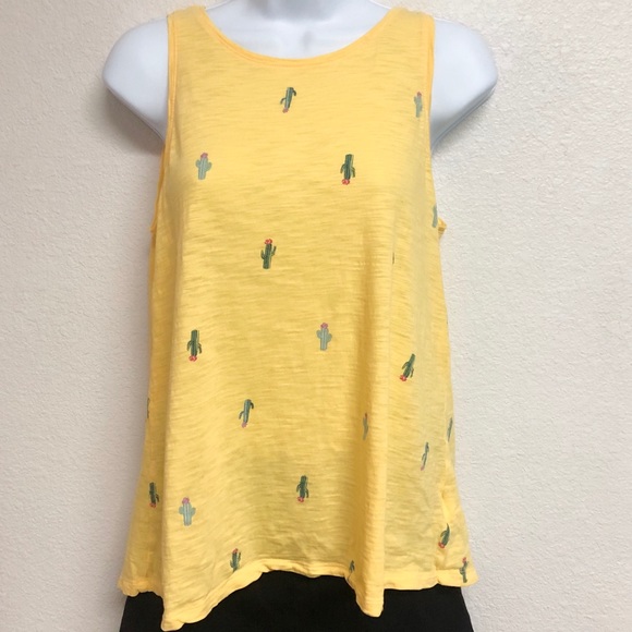 Old Navy Cactus Print Top - Picture 2 of 4